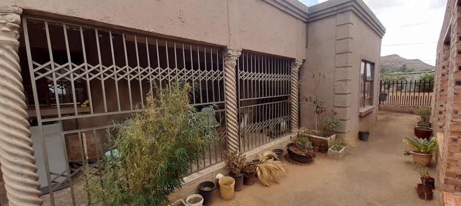 2 Bedroom Property for Sale in Botshabelo Free State